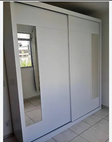 GUARDA ROUPAS