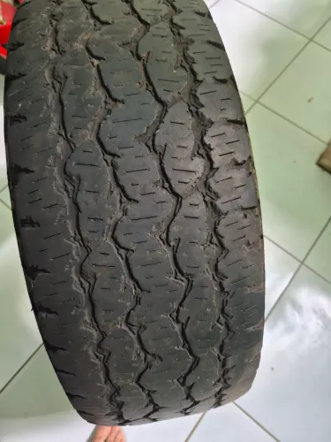 PNEU PICK-UP USADO
