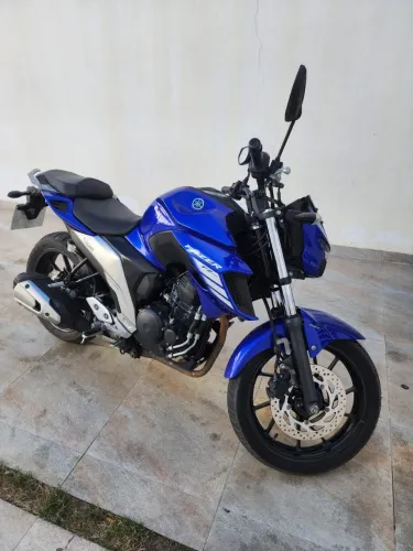 Fazer 250