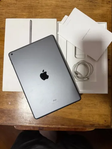 iPad 8 Cinza Espacial - Completo na Caixa - Envio OLX Pay - Parcelo 18 e Troco