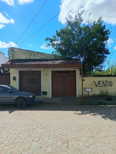 Casa com ponto de comércio