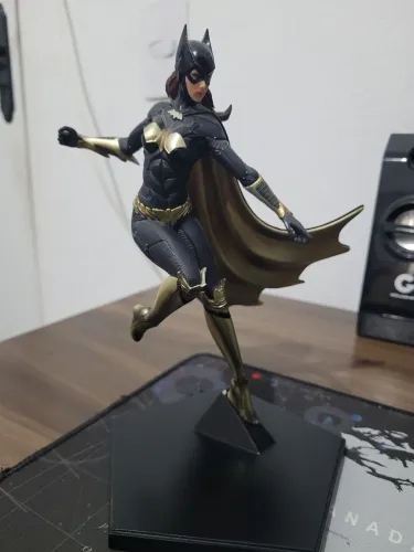 Estátua Batgirl Iron Studios 1/10