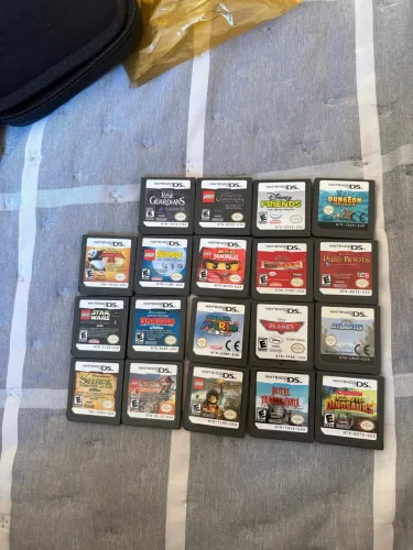 19 Jogos Nintendo DS Originais - Super Mario 64, LEGO Star Wars e mais