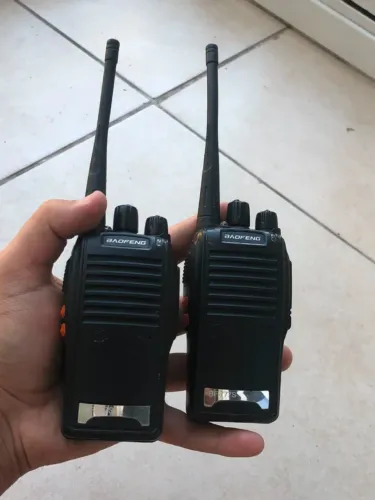 Kit 2 Radio Walk Talk Comunicador Bf-777s