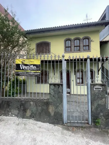 Casa duplex à Venda, Jardim Amália, Volta Redonda, RJ