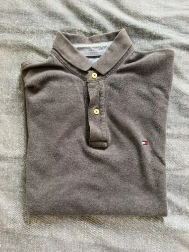 Polo TOMMY HILFIGER Cinza S-P ORIGINAL R$150,00