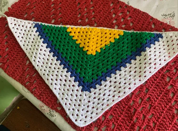 Bandana crochê Brasil 