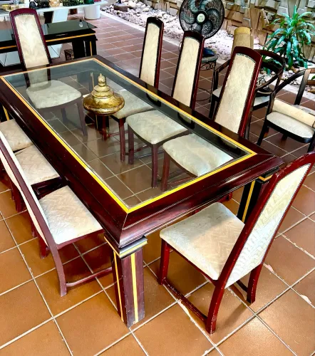 Mesa em Laca Vinho 