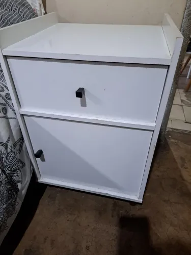 Criado mudo