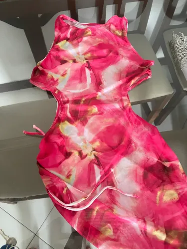 Saída de praia em tule 