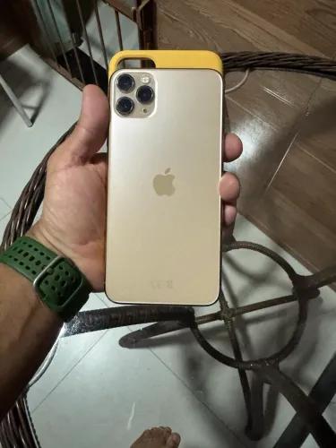 iPhone 11 Pro Max 64Gb Dourado Novinho todo Original