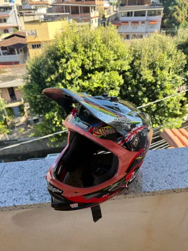 Capacete Troy lee D3