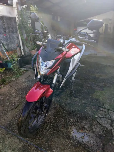 Honda CB300F Twister Flex