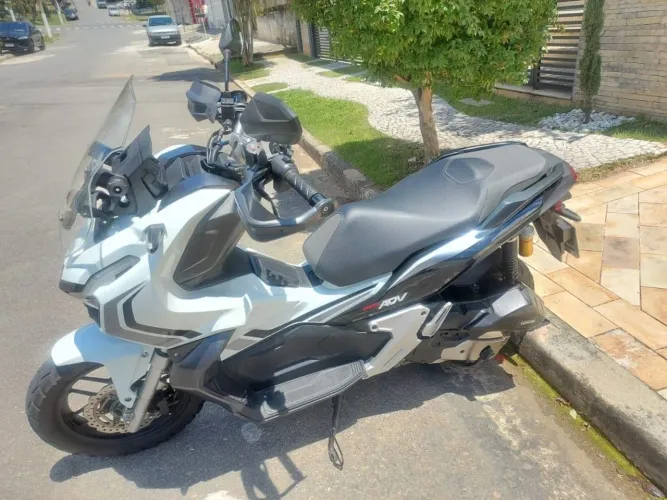 HONDA ADV 150 2022 (SEGUNDA DONA) !!!