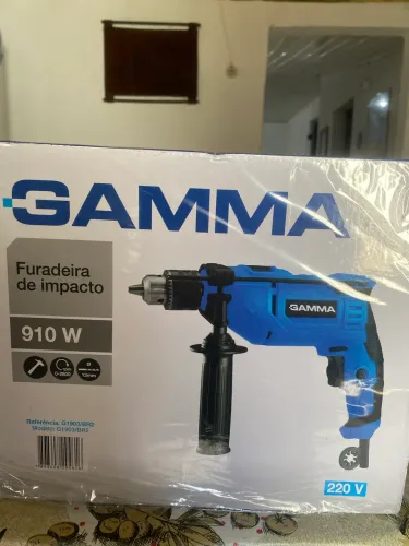 Furadeira de impacto Gamma 910 w potência