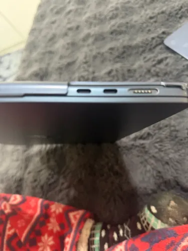MacBook M3 2024 tela de 15. 16gb de ram 
