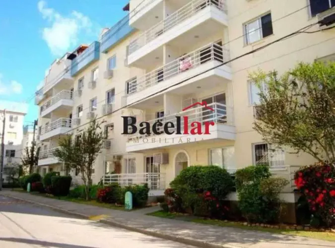 Apartamento : Padrão / Residencial / Maria Paula