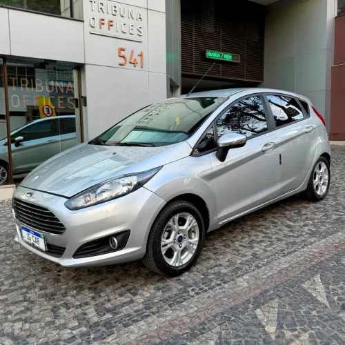 Ford Fiesta SEL 1.6 16V Flex Mec. 5P 2017