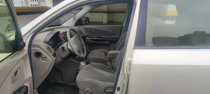 Hyundai Tucson 2.0 16V Aut. 2012