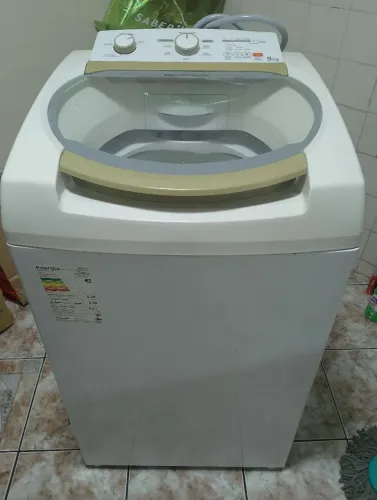 Máquina de lavar roupa Brastemp 09 kilos!