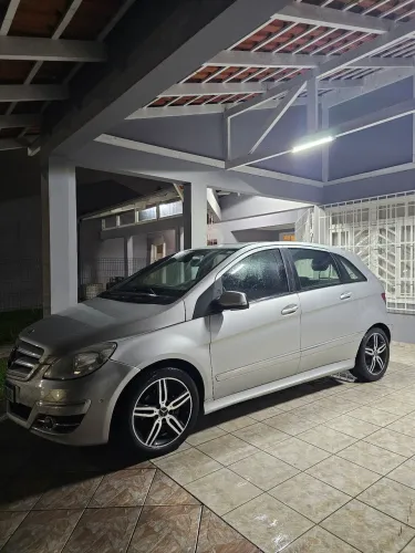 Mercedes-Benz Classe B 200 2.0 Turbo 193cv Aut. 2010