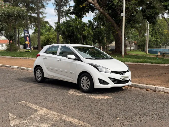 Hyundai HB20 Comf./c.plus/c.style 1.0 Flex 12V 2015