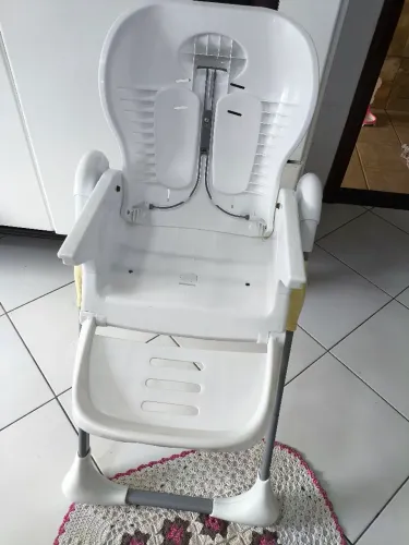 Cadeira de alimentação