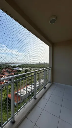 Apartamento com dois quartos, elevador, andar alto, ao lado do Shopping São Luis