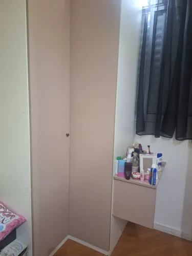Guarda-roupa roupa modulado