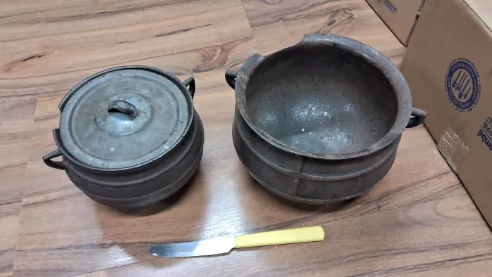 2 Panelas de Ferro Fundido para decoração