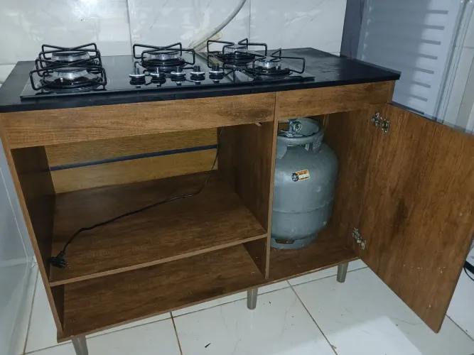 Vendo Fogão cooktop Itatiaia 5 bocas com balcão, completo