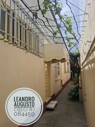 LINDA CASA DE VILA COM UM QUARTO E AMPLA SALA EM BANGU! PROX HOSPITAL DA MULHER!