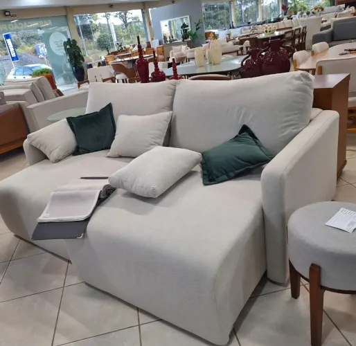 Vendo SOFÁ NOVO sem uso