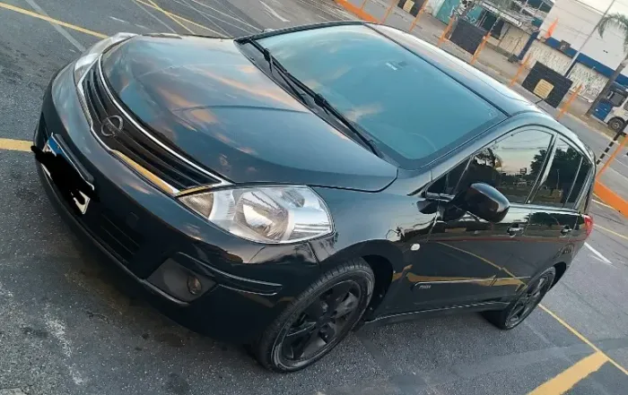 Nissan Tiida SL 1.8/1.8 Flex 16V Aut. 2011