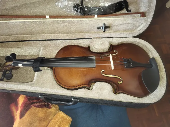 Violino Dominante - Pouco uso - R$400