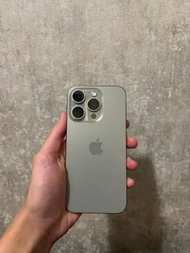 iPhone 15 pro, 128gb, titanium natural