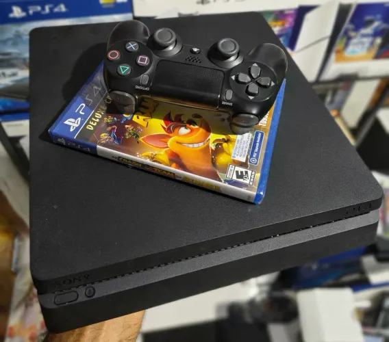 PS4 1050$
