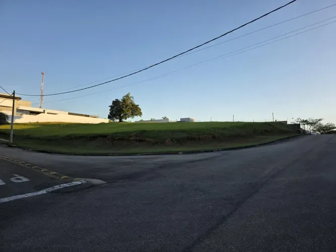 Terreno de 1.200 m² no Condomínio Jequitibá | Esquina e Ótima Localização - Sorocaba - SP