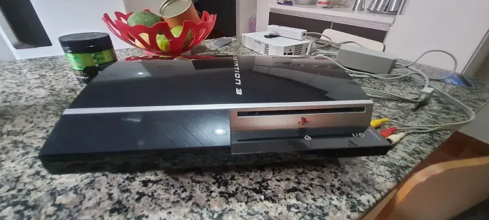 PS3 FAT Destravado por CFW Com Defeito 