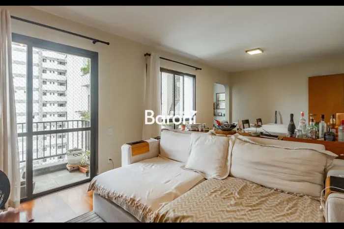 Apartamento à venda de 137 m², no Condomínio Edifício Iporanga, na Alameda dos Aicás, em u