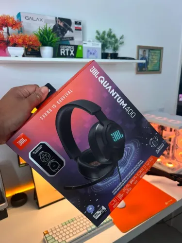 Headset JBL Quantum 400 - NOVO SEM USO