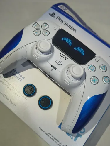 Controle dualsense PS5 edição astrobot 