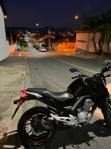 Vendo CB Twister 250 2016