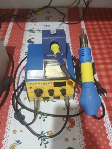 Vendo Estação de solda yaxun 881D por 200,00 reais