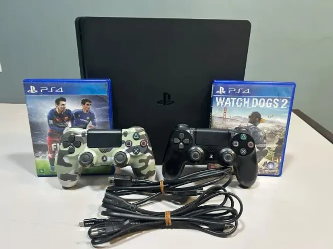 PlayStation4 Slim 500gb + 5 Jogos + 2 Controles