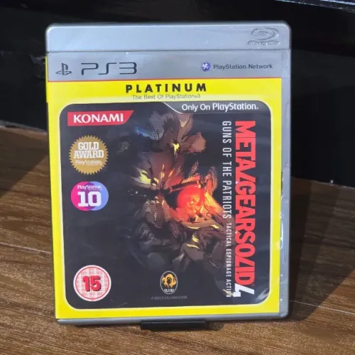 Jogo Metal Gear Solid 4 Guns of The Patriots Platinum PS3
