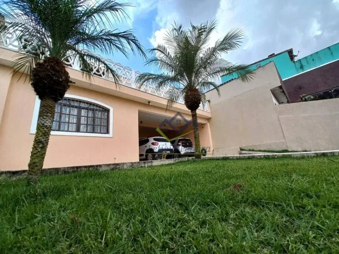 Sobrado com 4 quartos à venda, 152 m² por R$ 650.000 - Vila Correa - Ferraz de Vasconcelos