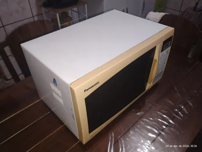 Microondas Panasonic 28 litros usado 