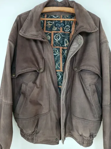 Jaqueta masculina de couro