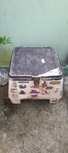Baú 90 litros 